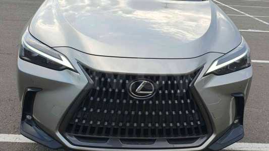 Lexus NX II