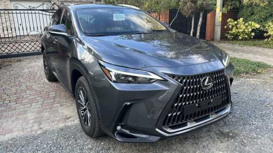 Lexus NX II