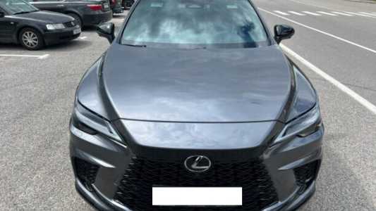 Lexus RX V, 2023, пробег 20000 км Lexus RX V, 2023, пробег 20000 км