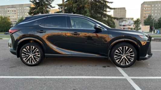 Lexus RX V, 2023, пробег 25000 км
