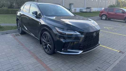 Lexus RX V