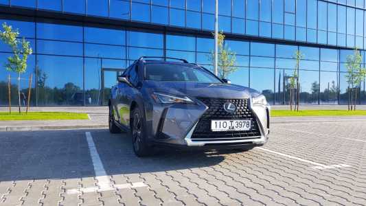 Lexus UX I