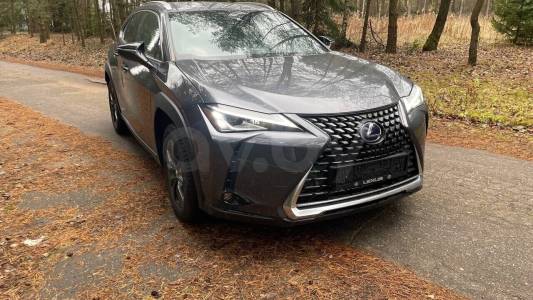 Lexus UX I