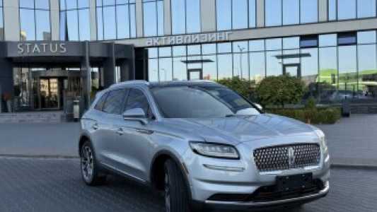 Lincoln Nautilus I, 2021, пробег 79153 км Lincoln Nautilus I, 2021, пробег 79153 км
