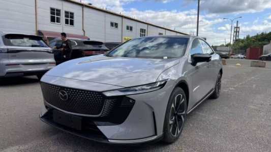 Mazda EZ-6 , 2025, пробег 60 км