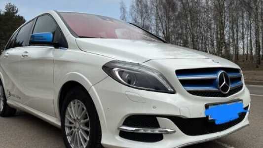 Mercedes-Benz B-Класс W246 Рестайлинг, 2016, пробег 90000 км Mercedes-Benz B-Класс W246 Рестайлинг, 2016, пробег 90000 км