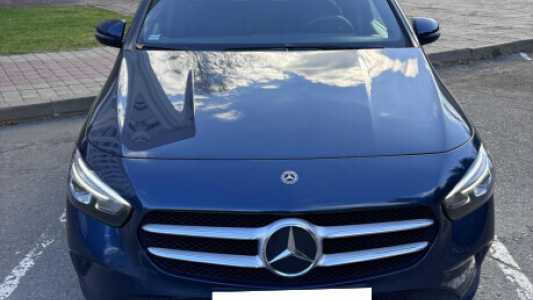 Mercedes-Benz B-Класс W247, 2019, пробег 186000 км Mercedes-Benz B-Класс W247, 2019, пробег 186000 км