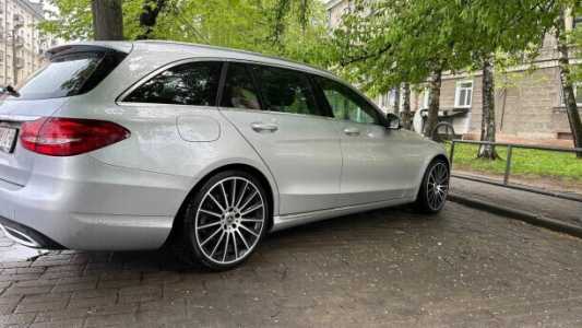 Mercedes-Benz C-Класс W205, S205, C205, A205, 2015, пробег 215000 км Mercedes-Benz C-Класс W205, S205, C205, A205, 2015, пробег 215000 км