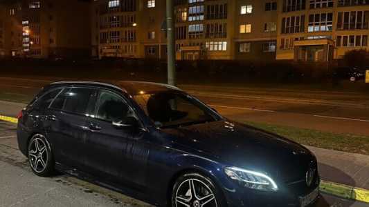Mercedes-Benz C-Класс W205, S205, C205, A205 Рестайлинг, 2018, пробег 210000 км Mercedes-Benz C-Класс W205, S205, C205, A205 Рестайлинг, 2018, пробег 210000 км