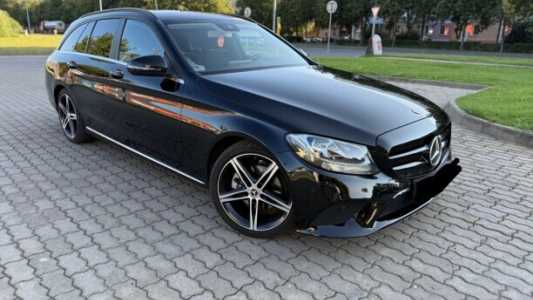 Mercedes-Benz C-Класс W205, S205, C205, A205 Рестайлинг, 2018, пробег 290000 км Mercedes-Benz C-Класс W205, S205, C205, A205 Рестайлинг, 2018, пробег 290000 км