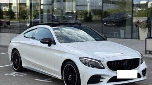 Mercedes-Benz C-Класс W205, S205, C205, A205 Рестайлинг, 2018, пробег 63000 км Mercedes-Benz C-Класс W205, S205, C205, A205 Рестайлинг, 2018, пробег 63000 км
