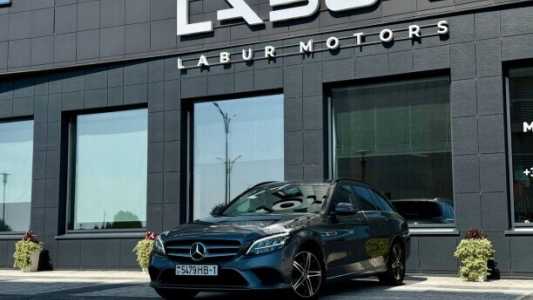 Mercedes-Benz C-Класс W205, S205, C205, A205  Рестайлинг, 2019, пробег 222000 км