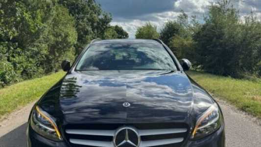Mercedes-Benz C-Класс W205, S205, C205, A205 Рестайлинг, 2020, пробег 191000 км Mercedes-Benz C-Класс W205, S205, C205, A205 Рестайлинг, 2020, пробег 191000 км