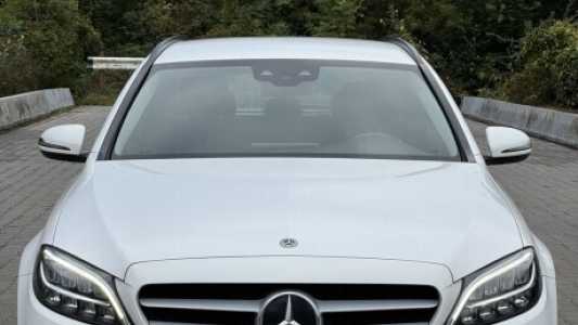Mercedes-Benz C-Класс W205, S205, C205, A205  Рестайлинг, 2020, пробег 205000 км