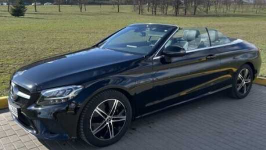 Mercedes-Benz C-Класс W205, S205, C205, A205 Рестайлинг, 2020, пробег 44000 км Mercedes-Benz C-Класс W205, S205, C205, A205 Рестайлинг, 2020, пробег 44000 км