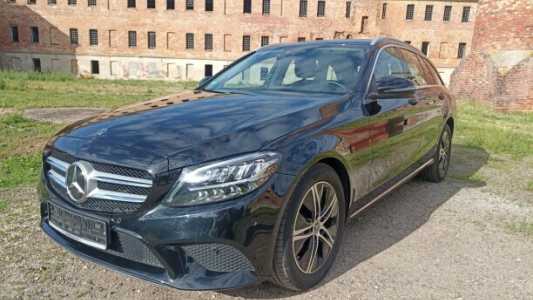 Mercedes-Benz C-Класс W205, S205, C205, A205 Рестайлинг, 2021, пробег 70000 км Mercedes-Benz C-Класс W205, S205, C205, A205 Рестайлинг, 2021, пробег 70000 км