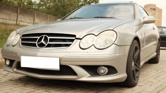 Mercedes-Benz CLK C209