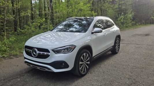 Mercedes-Benz GLA II (H247), 2022, пробег 12200 км Mercedes-Benz GLA II (H247), 2022, пробег 12200 км