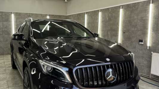 Mercedes-Benz GLA X156
