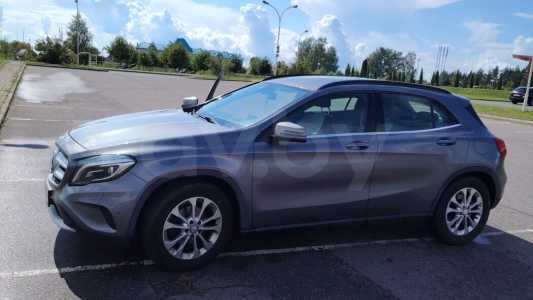 Mercedes-Benz GLA X156