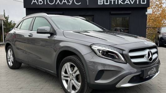 Mercedes-Benz GLA X156