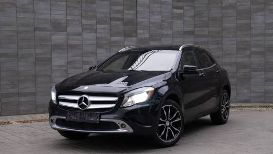 Mercedes-Benz GLA X156