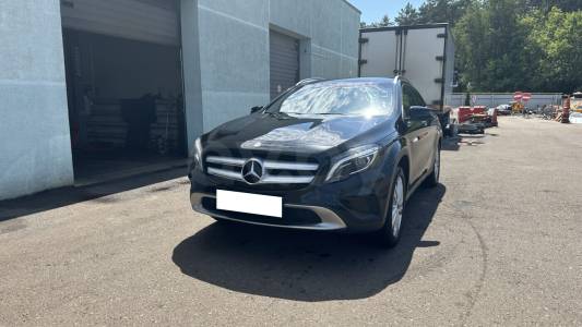 Mercedes-Benz GLA X156