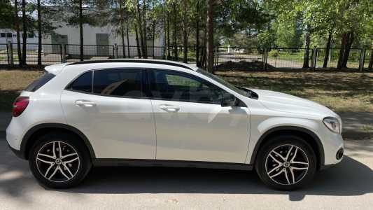 Mercedes-Benz GLA X156 (Рестайлинг)