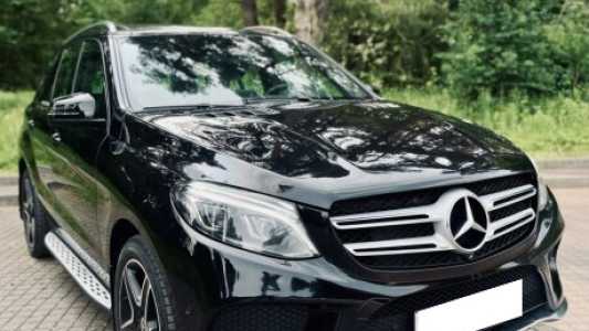 Mercedes-Benz GLE W166, 2016, пробег 215000 км Mercedes-Benz GLE W166, 2016, пробег 215000 км