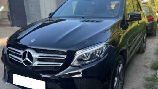 Mercedes-Benz GLE W166, 2017, пробег 155000 км Mercedes-Benz GLE W166, 2017, пробег 155000 км