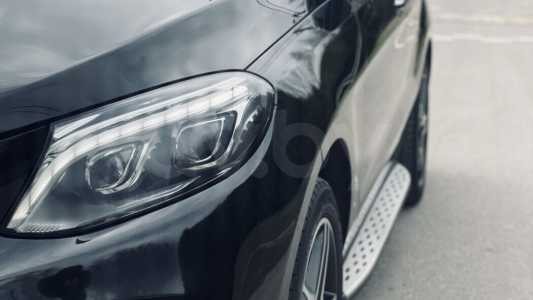 Mercedes-Benz GLE W166