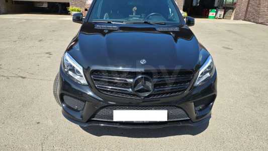 Mercedes-Benz GLE W166