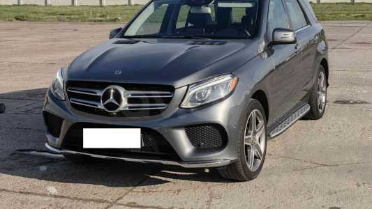 Mercedes-Benz GLE W166