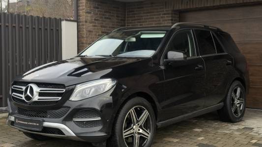 Mercedes-Benz GLE W166