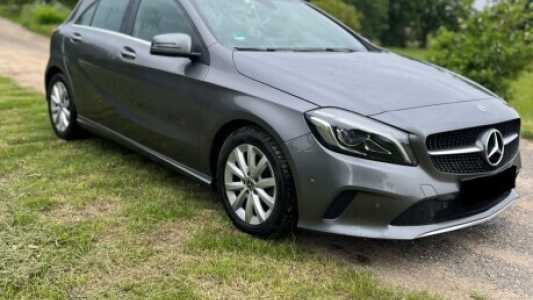 Mercedes-Benz A-Класс W176 Рестайлинг, 2017, пробег 203036 км Mercedes-Benz A-Класс W176 Рестайлинг, 2017, пробег 203036 км