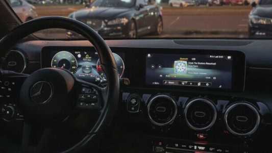 Mercedes-Benz A-Класс W177, V177, 2018, пробег 190000 км Mercedes-Benz A-Класс W177, V177, 2018, пробег 190000 км