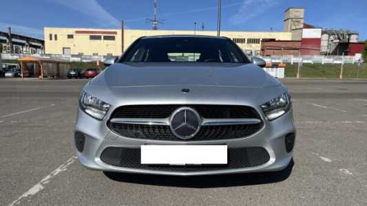 Mercedes-Benz A-Класс W177, V177, 2019, пробег 170000 км Mercedes-Benz A-Класс W177, V177, 2019, пробег 170000 км