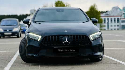 Mercedes-Benz A-Класс W177, V177, 2019, пробег 233000 км Mercedes-Benz A-Класс W177, V177, 2019, пробег 233000 км