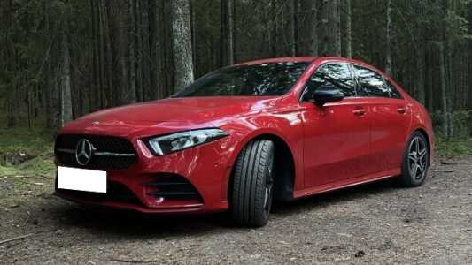 Mercedes-Benz A-Класс W177, V177, 2019, пробег 63000 км Mercedes-Benz A-Класс W177, V177, 2019, пробег 63000 км