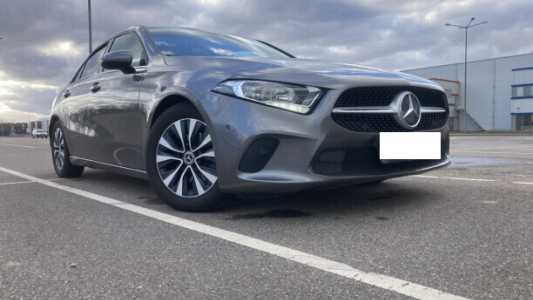 Mercedes-Benz A-Класс W177, V177, 2019, пробег 67000 км Mercedes-Benz A-Класс W177, V177, 2019, пробег 67000 км