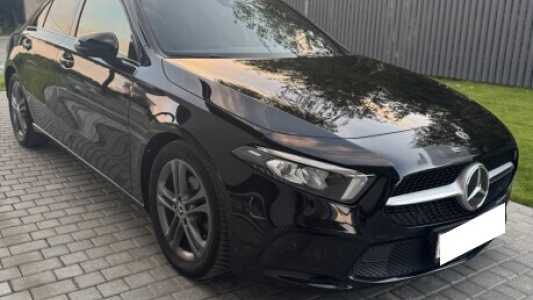 Mercedes-Benz A-Класс W177, V177, 2020, пробег 150000 км Mercedes-Benz A-Класс W177, V177, 2020, пробег 150000 км