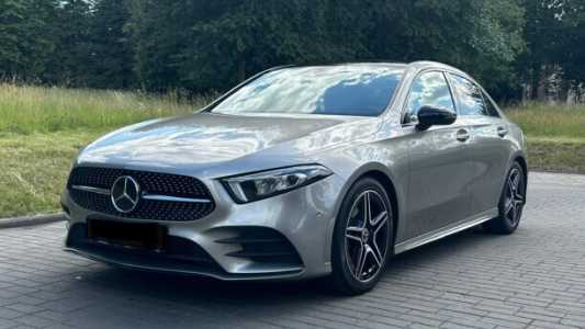 Mercedes-Benz A-Класс W177, V177, 2020, пробег 163600 км Mercedes-Benz A-Класс W177, V177, 2020, пробег 163600 км