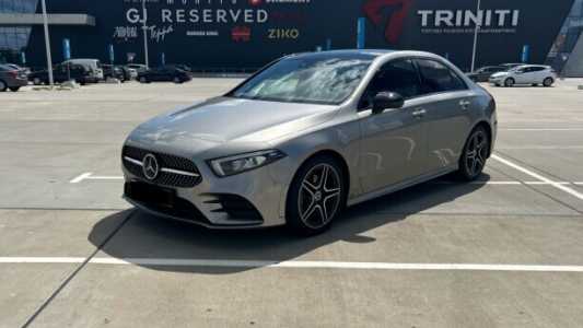 Mercedes-Benz A-Класс W177, V177, 2020, пробег 166000 км Mercedes-Benz A-Класс W177, V177, 2020, пробег 166000 км