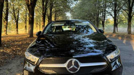 Mercedes-Benz A-Класс W177, V177, 2020, пробег 180000 км Mercedes-Benz A-Класс W177, V177, 2020, пробег 180000 км