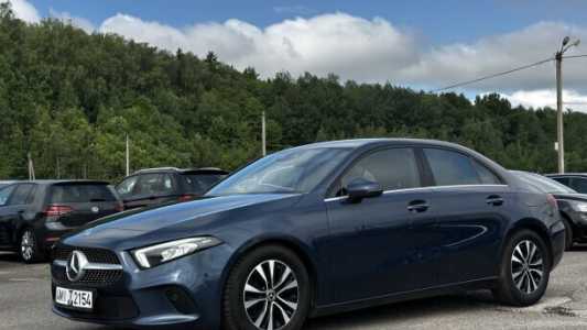 Mercedes-Benz A-Класс W177, V177, 2020, пробег 190000 км Mercedes-Benz A-Класс W177, V177, 2020, пробег 190000 км