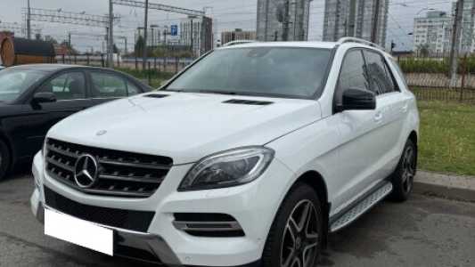 Mercedes-Benz M-Класс W166, 2015, пробег 210000 км Mercedes-Benz M-Класс W166, 2015, пробег 210000 км