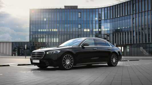 Mercedes-Benz S-Класс W223, 2020, пробег 128000 км Mercedes-Benz S-Класс W223, 2020, пробег 128000 км