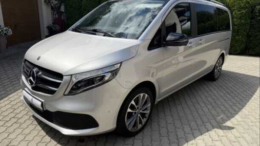Mercedes-Benz V-Класс W447 Рестайлинг, 2021, пробег 174000 км Mercedes-Benz V-Класс W447 Рестайлинг, 2021, пробег 174000 км
