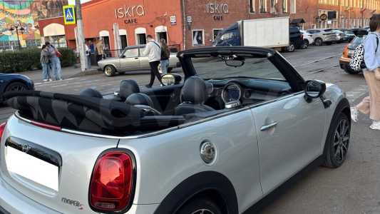 MINI Cabrio III 2-й рестайлинг