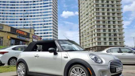 MINI Cabrio III Рестайлинг, 2018, пробег 56000 км MINI Cabrio III Рестайлинг, 2018, пробег 56000 км